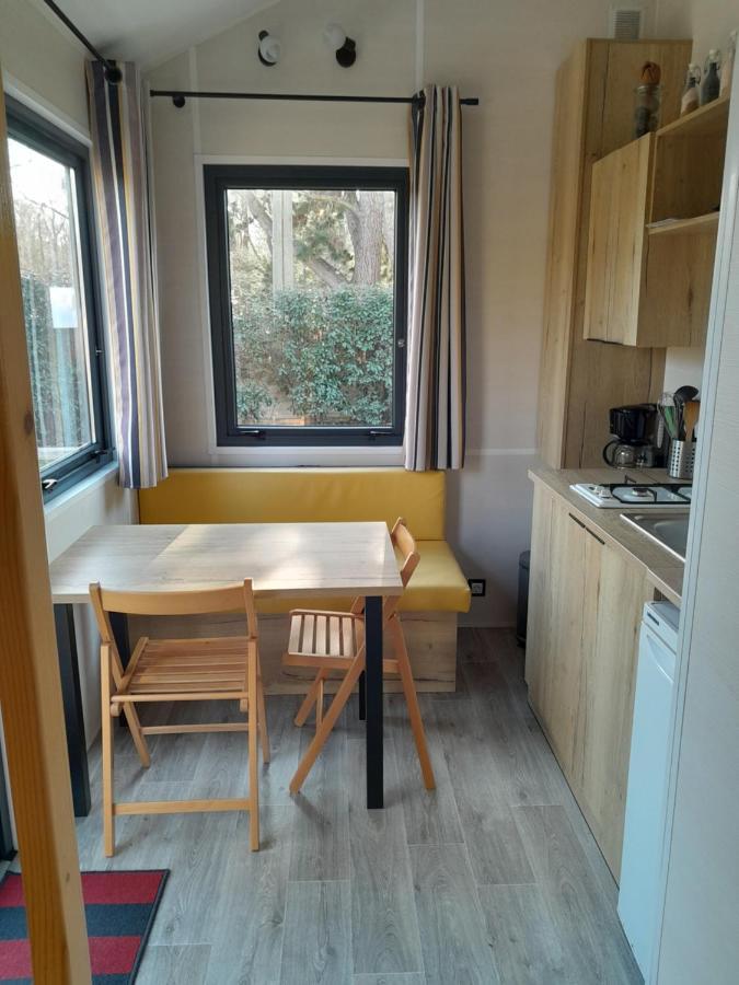 Maison Tiny House 2 Chambres Soulac A 500M Plage Екстер'єр фото